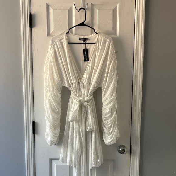 NWT PRETTY LITTLE THING MATERNITY Sequins Wrap Dress - Picture 1 of 5